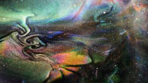 a rainbow effect called iridiscence